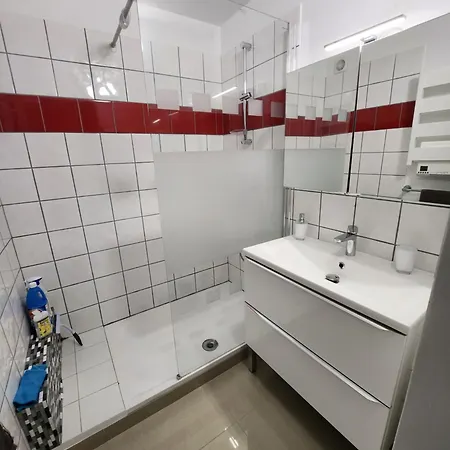 Joli T1 Pour Vos Apartament Le Lavandou