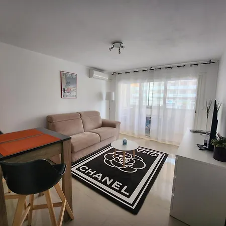 Apartment Joli T1 Pour Vos Le Lavandou